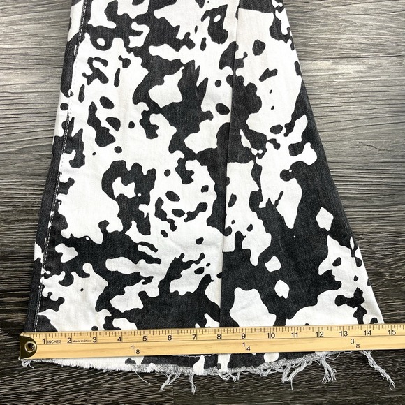 Saints & Hearts Bell Bottom Raw Hem Jeans Women Small Cow Print Grunge Y2K Indie - Picture 9 of 13